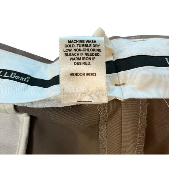 Mens L.L. Bean Khaki Pleated Front Dress Pants Zippered Pockets 40W 32L - Picture 3 of 6